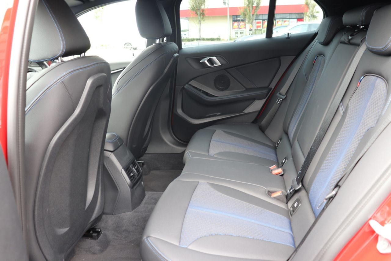 F40 118d Sports Hatch 5-door B47 2.0d