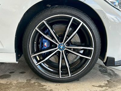 G20 330e Saloon RHD MX