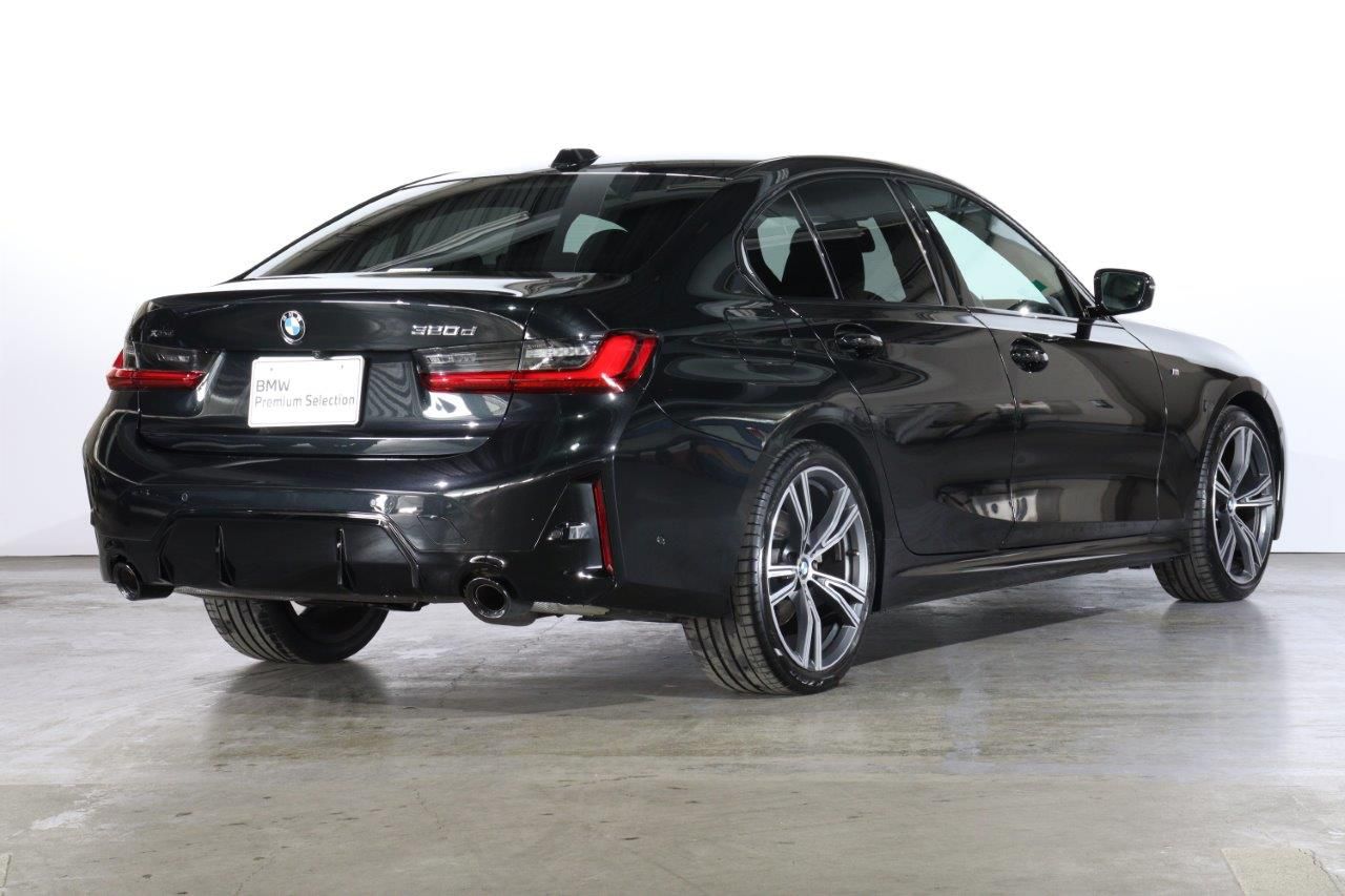 320d xDrive Berline RHD