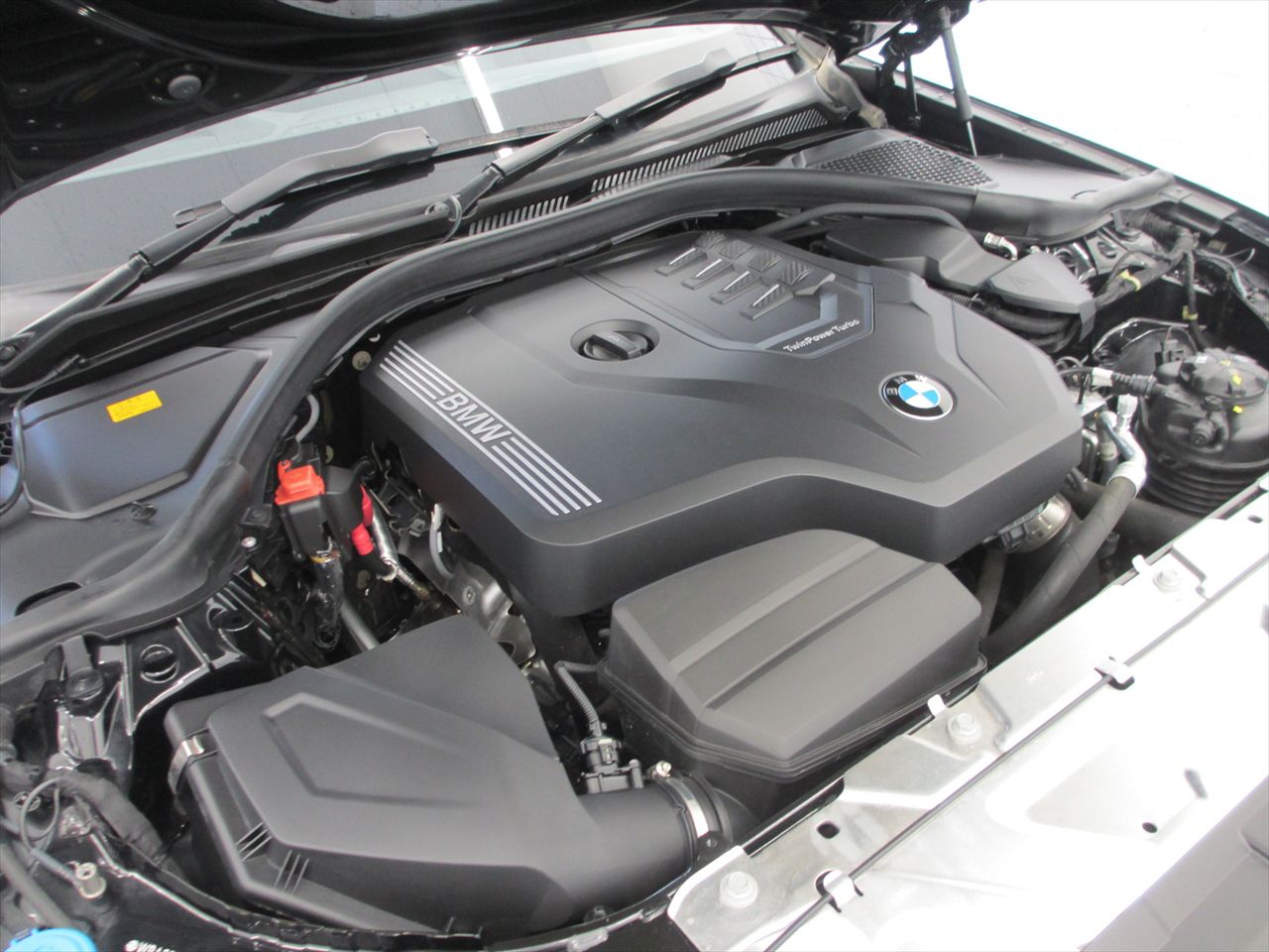G21 320i Touring LCI RHD