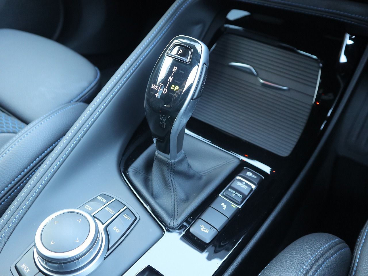 F48 X1 xDrive18d B47 2.0d LCI
