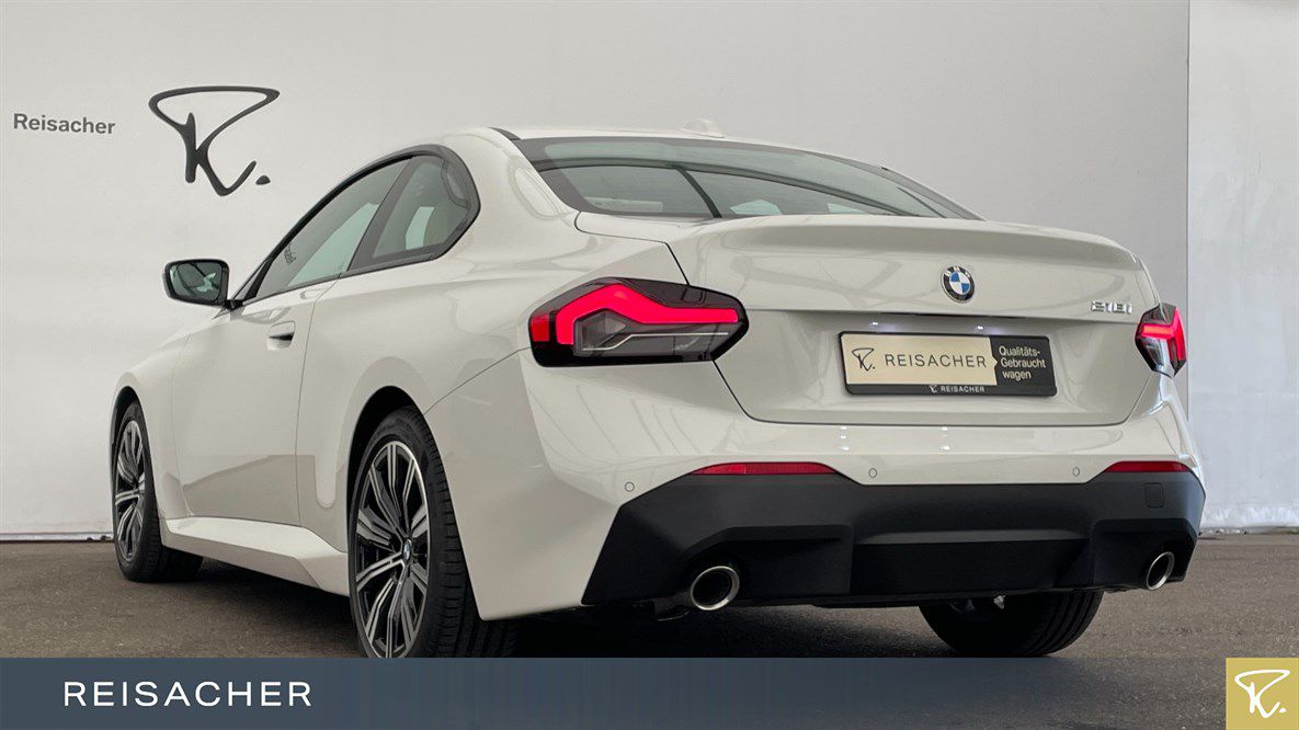 BMW 218