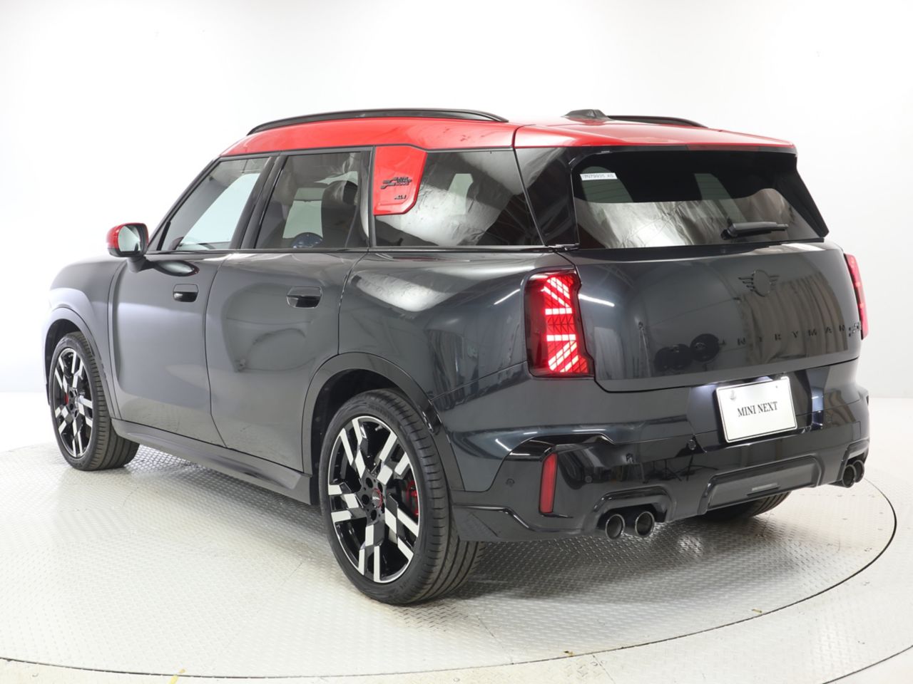 U25 MINI John Cooper Works Countryman ALL4