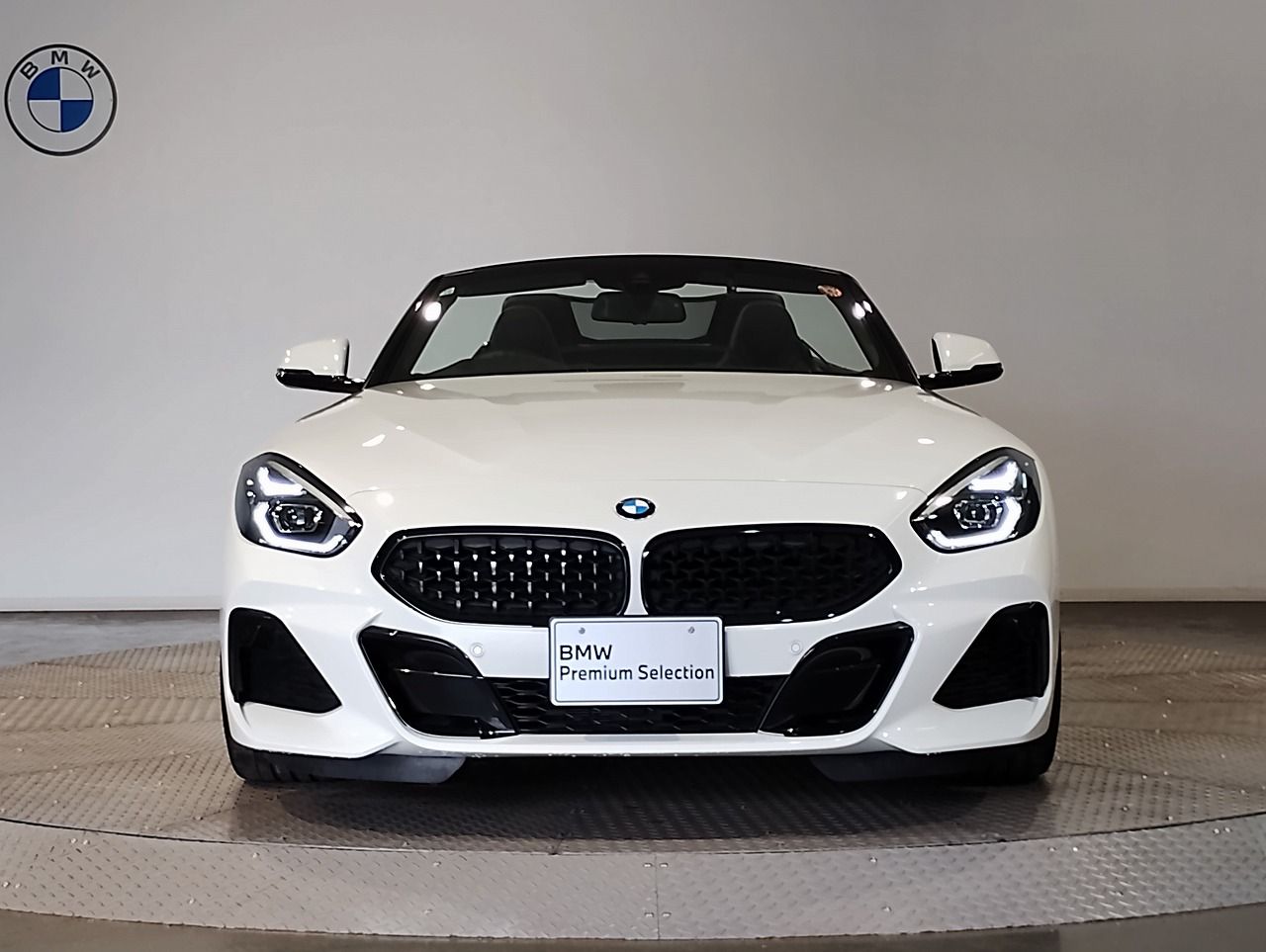 G29 z4 sDrive20i RHD