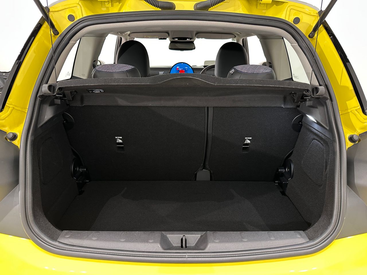 F66 MINI Cooper C 3Dr