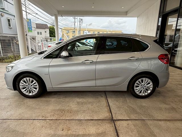 218D ACTIVE TOURER RHD