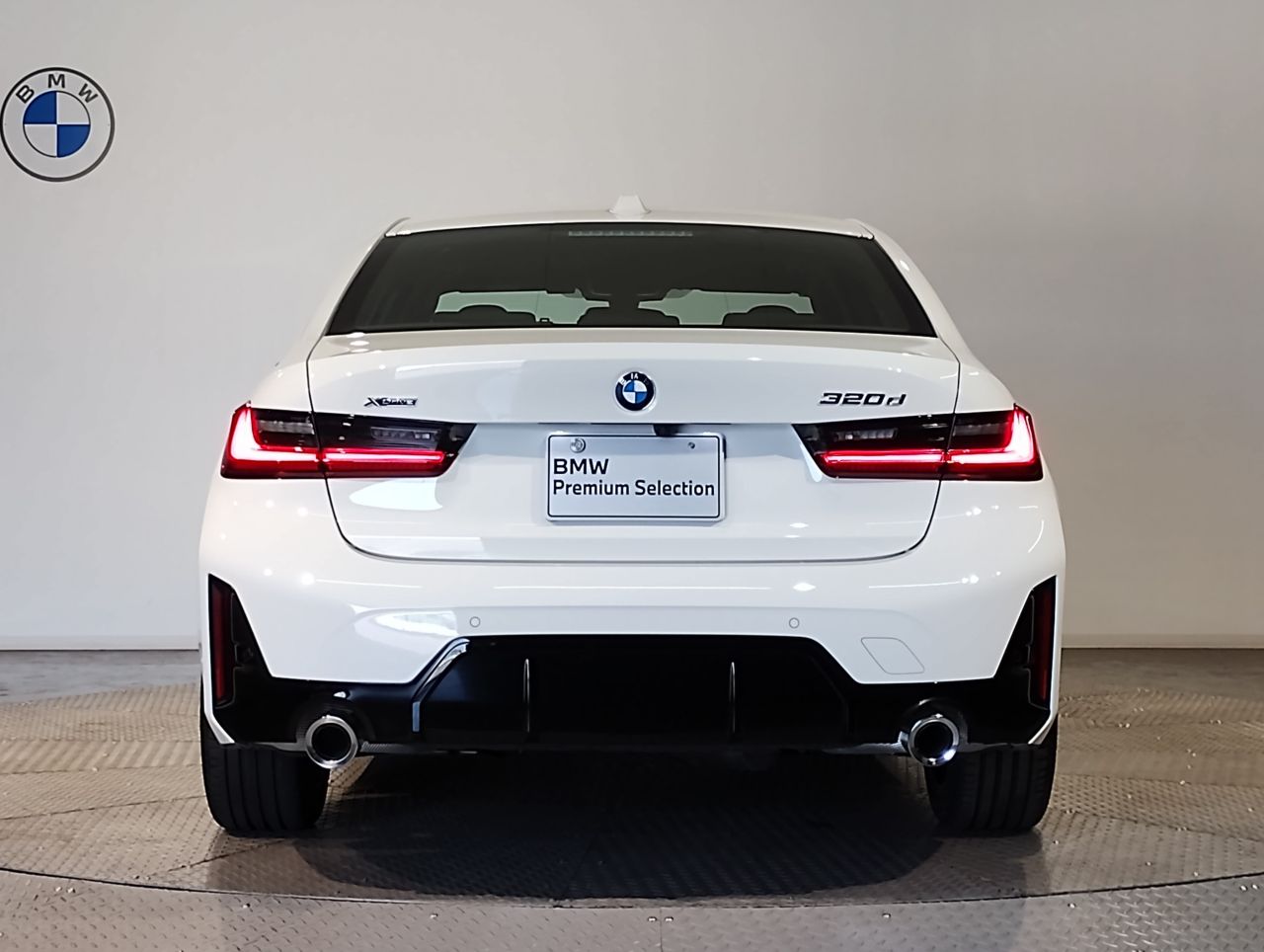 320d xDrive Berline RHD