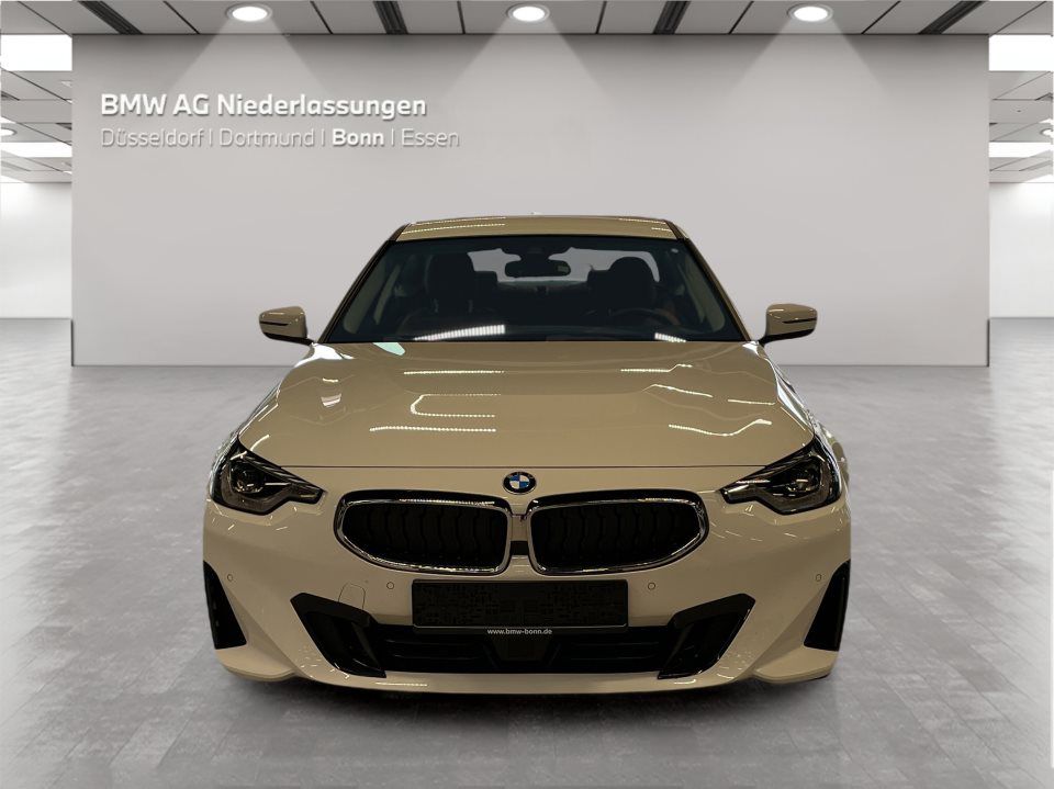 BMW 218