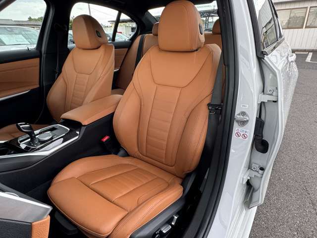 G20 320d xDrive RHD Saloon
