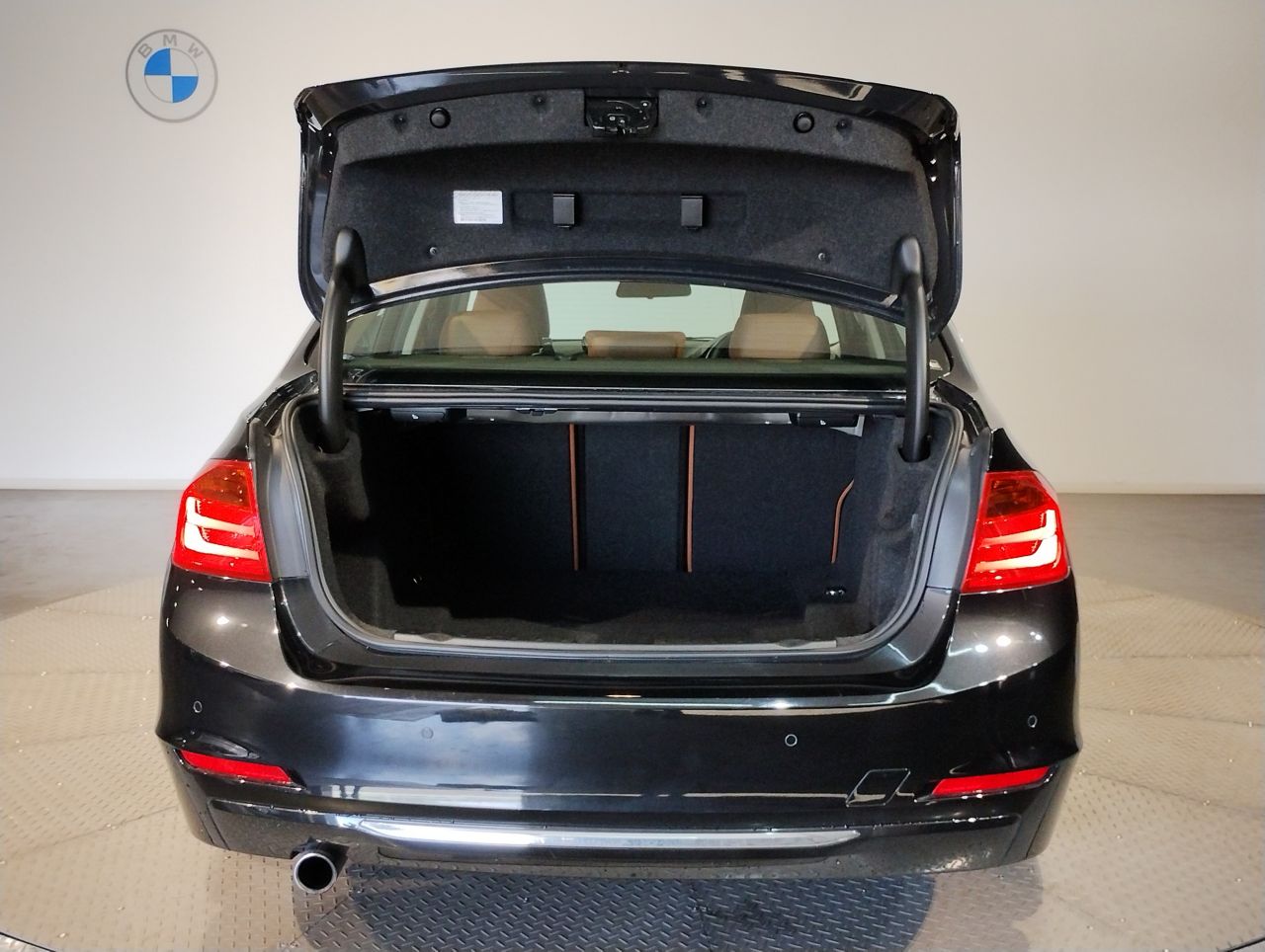 320D BLUEPERFORMANCE SEDAN RHD