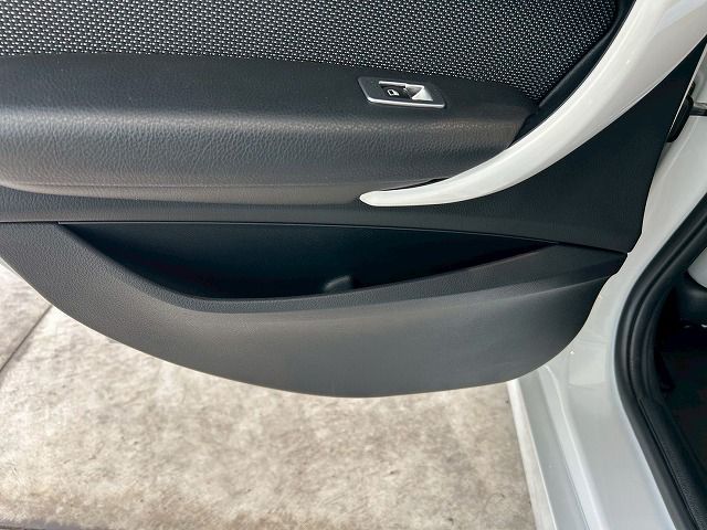 118 5DOOR RHD