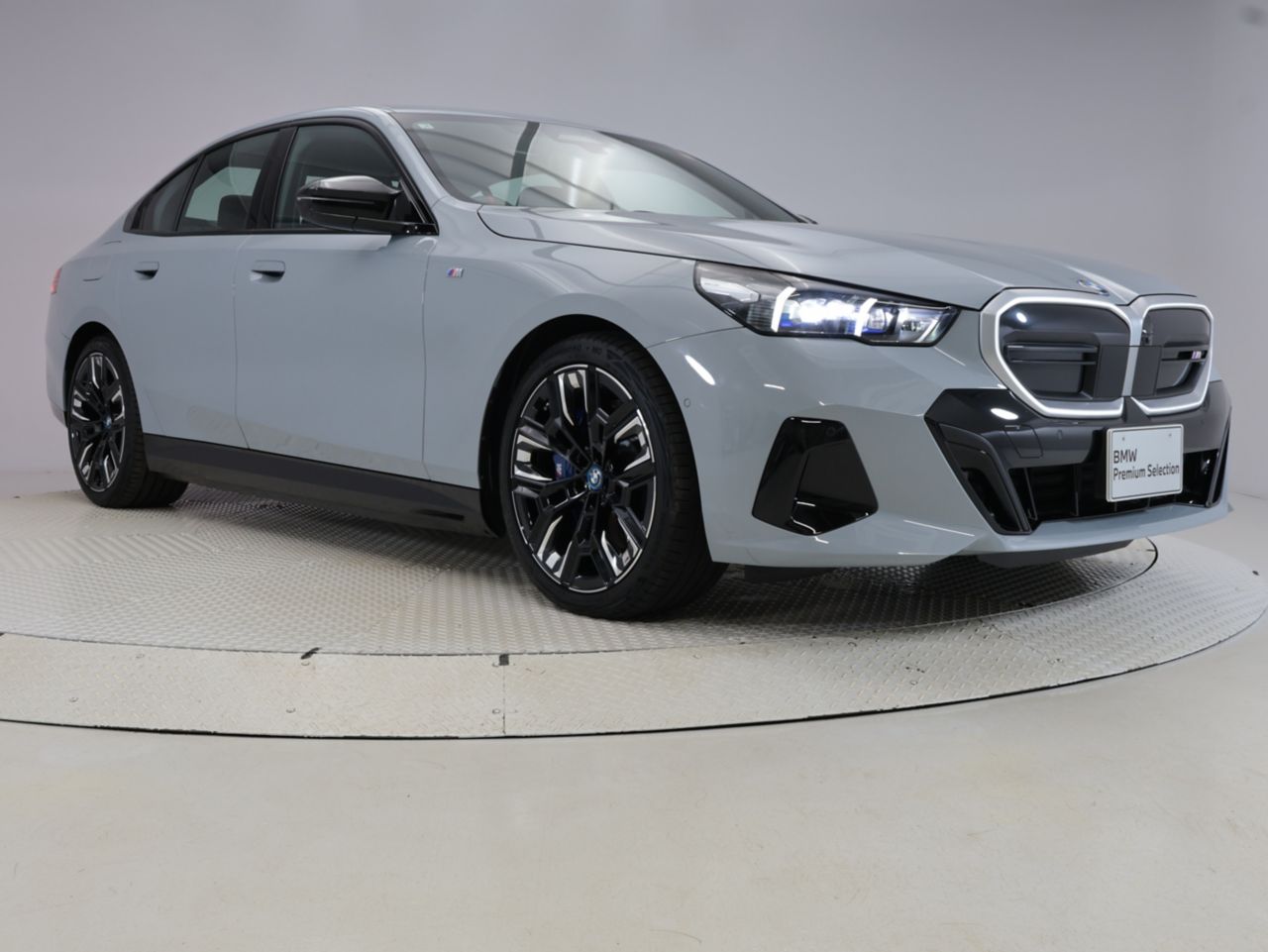 BMW i5 M60 xDrive Sedan RHD