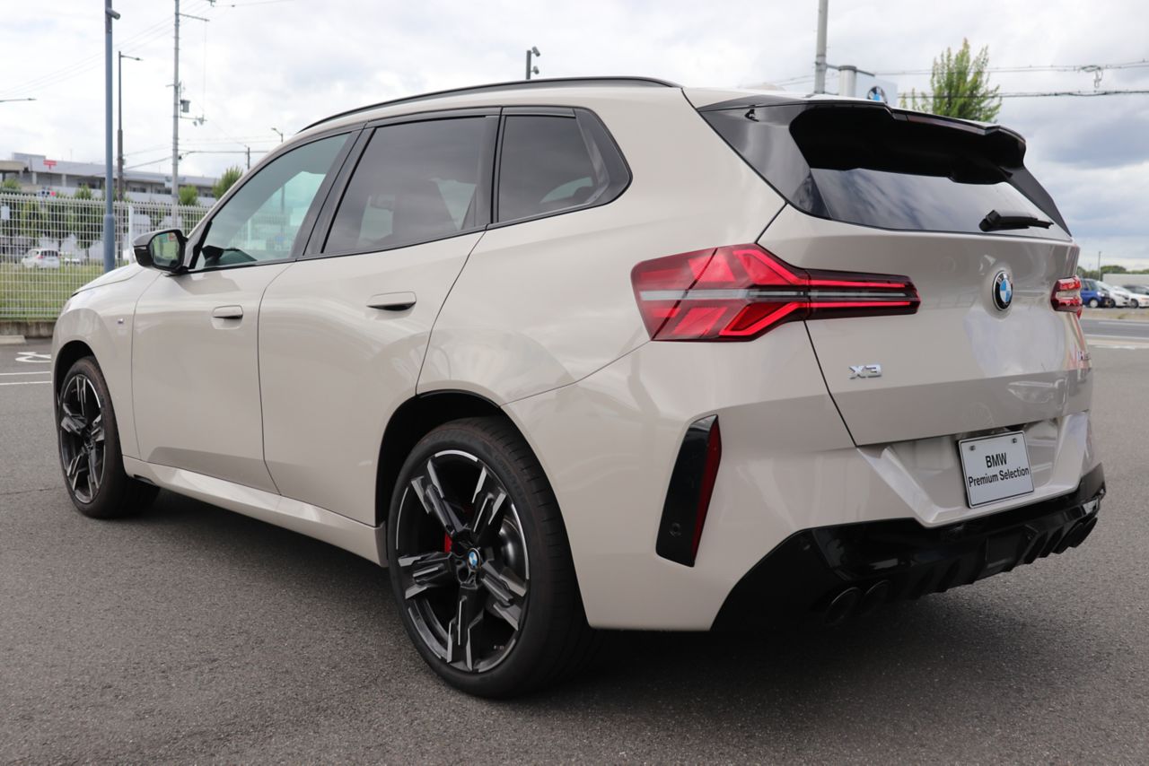 X3 M50 US