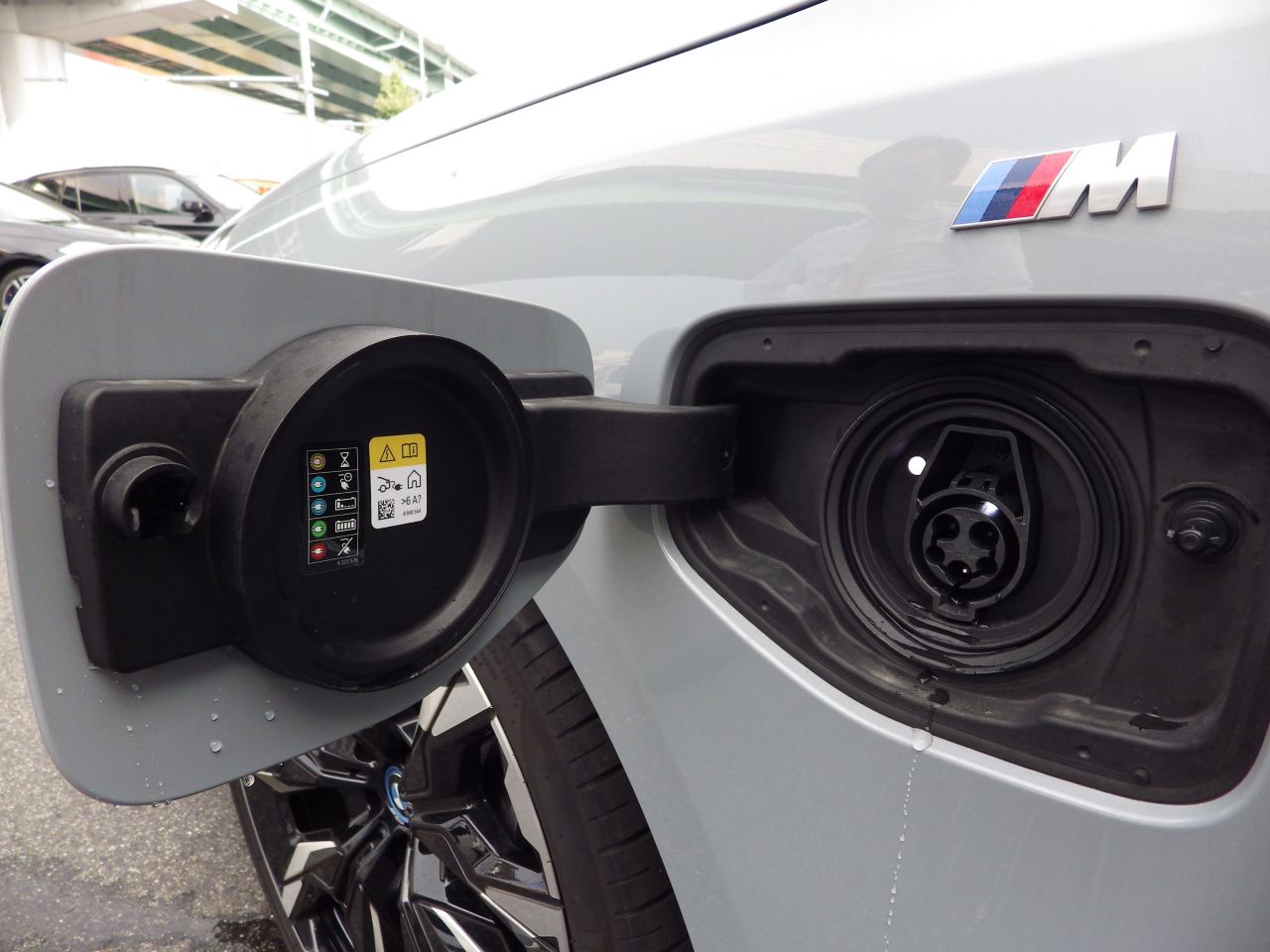 BMW i5 eDrive40 Sedan RHD