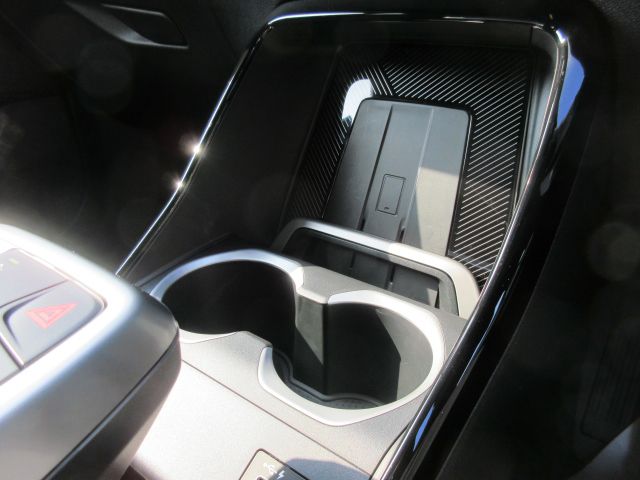 iX2 xDrive30 MSP