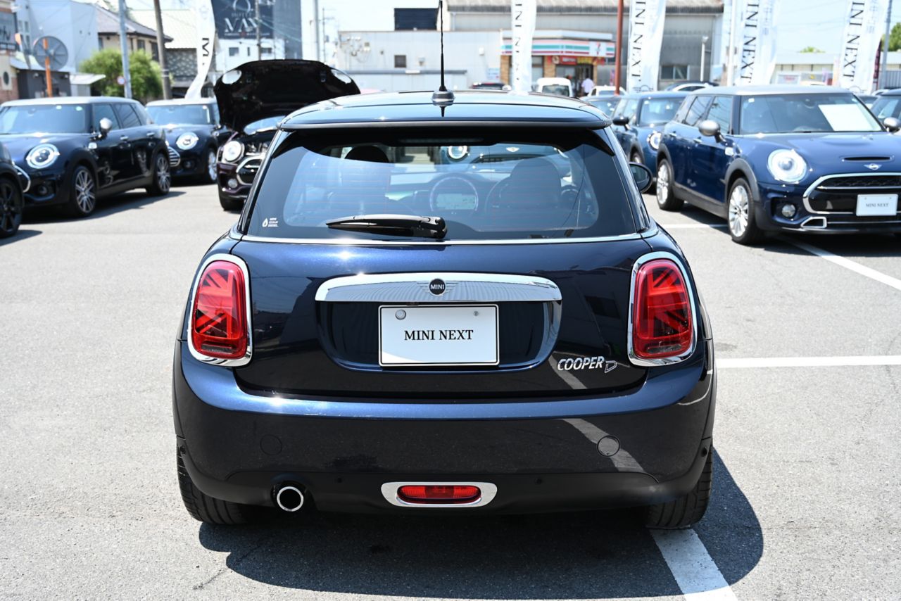 F56 COOPER D (AT)
