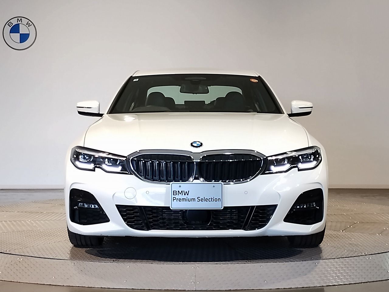 G20 320d xDrive RHD Saloon