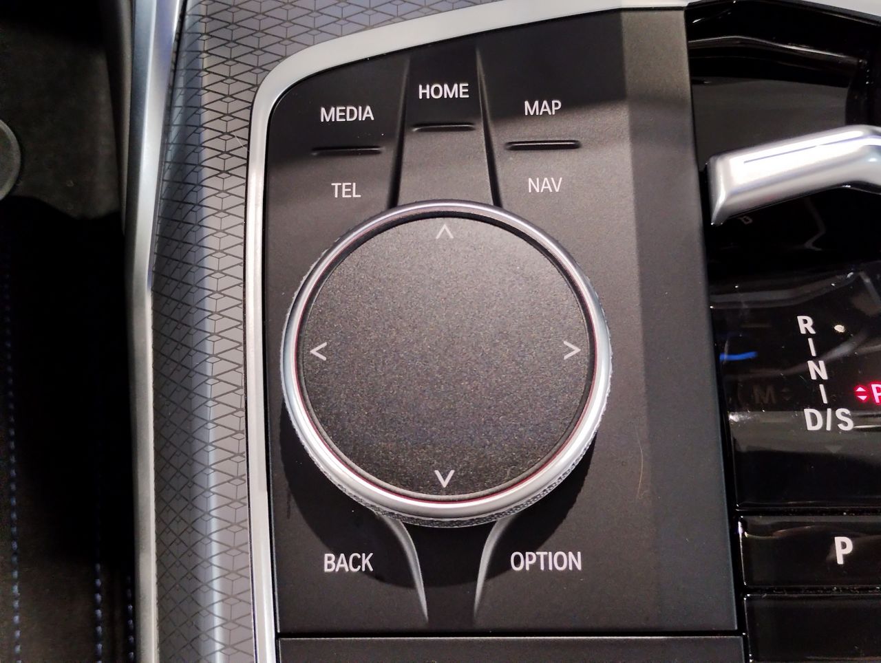 G20 320i Saloon LCI RHD MX