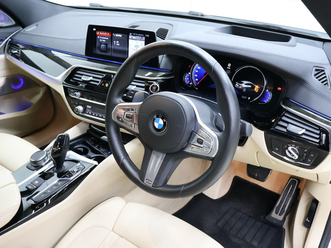 640I XDRIVE GRAN TURISMO RHD