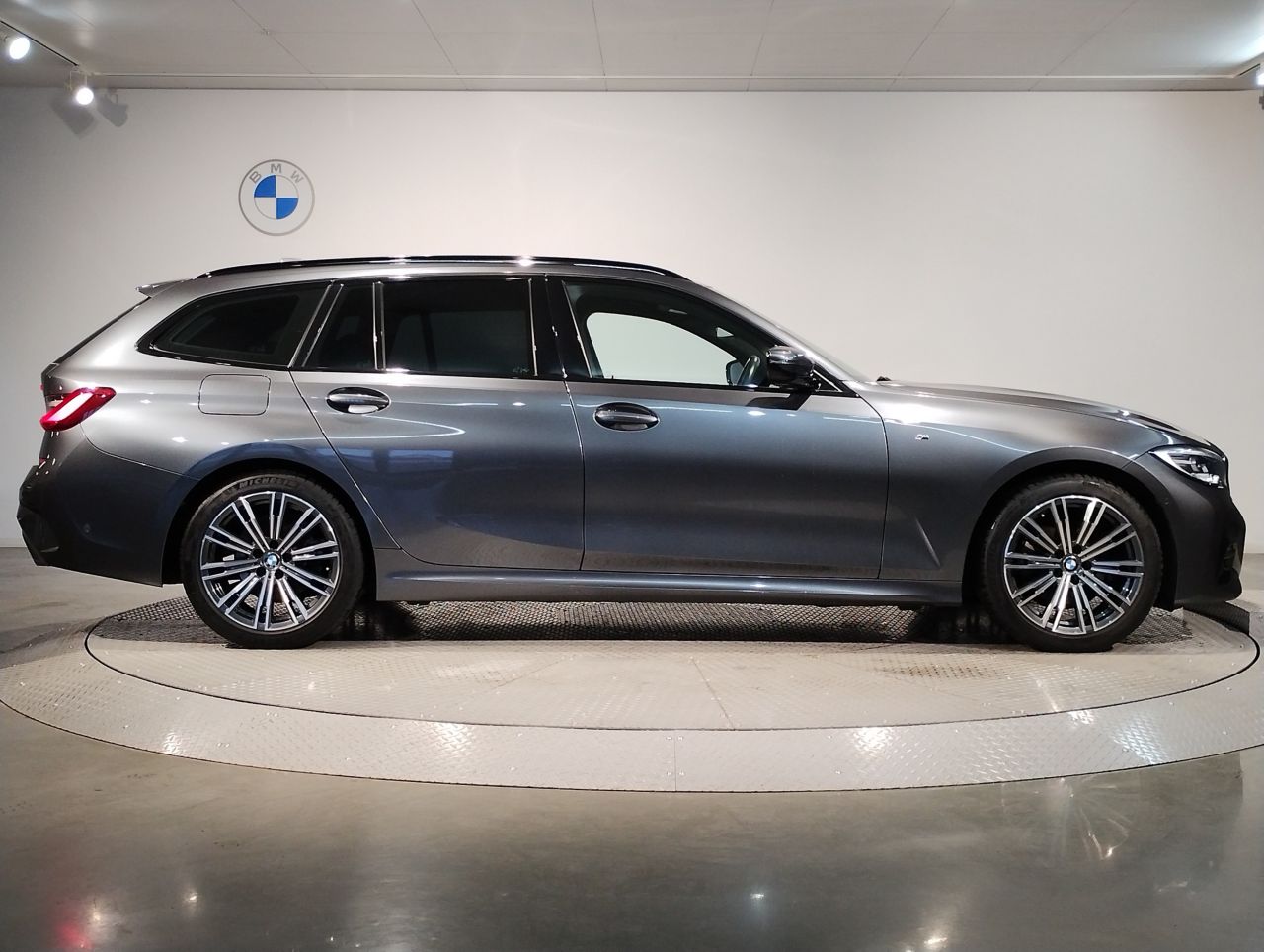 G21 320d xDrive Touring RHD