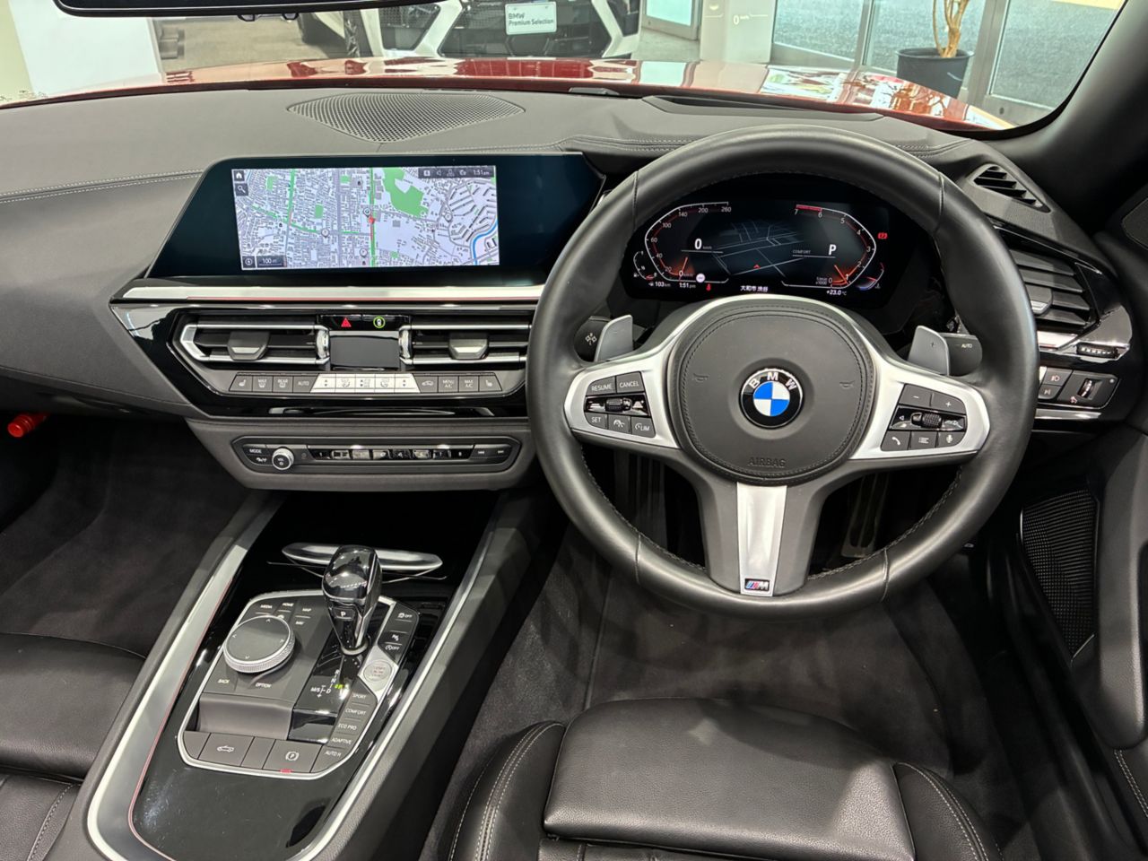 G29 z4 sDrive20i RHD