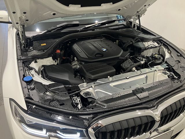 G21 320d xDrive Touring RHD