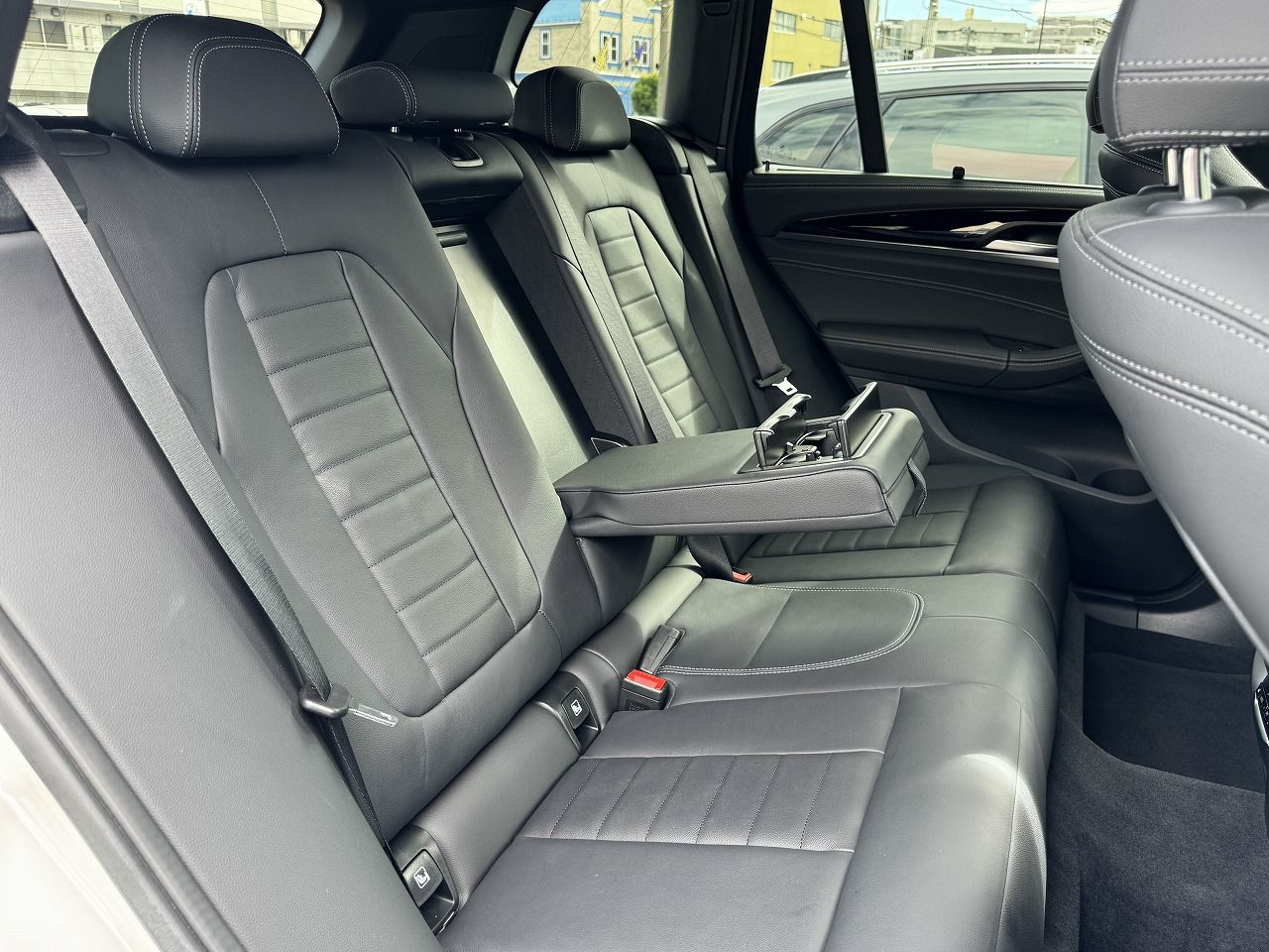 G01 X3 M40d RHD LCI ZA