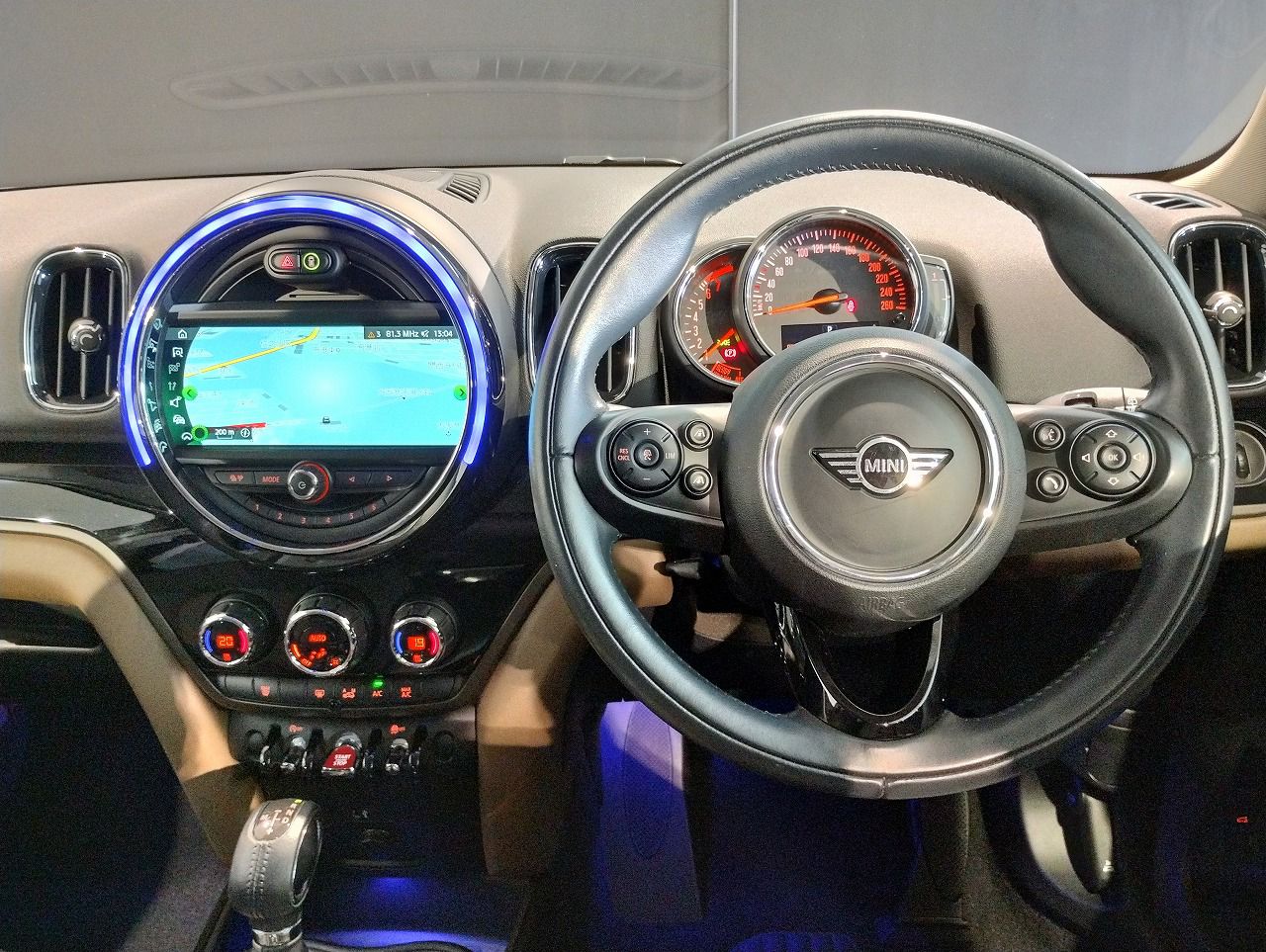 MINI CROSSOVER COOPER