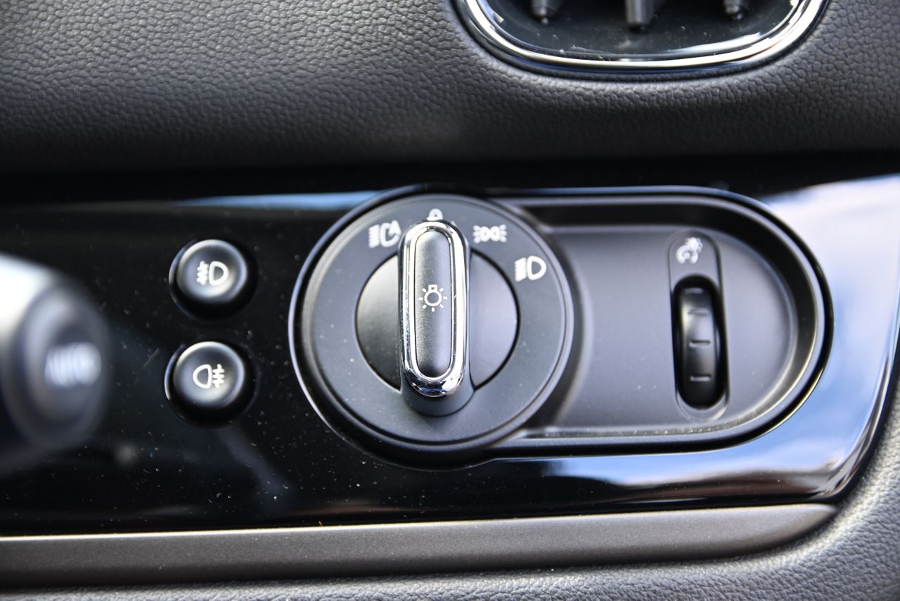 MINI CROSSOVER COOPER D