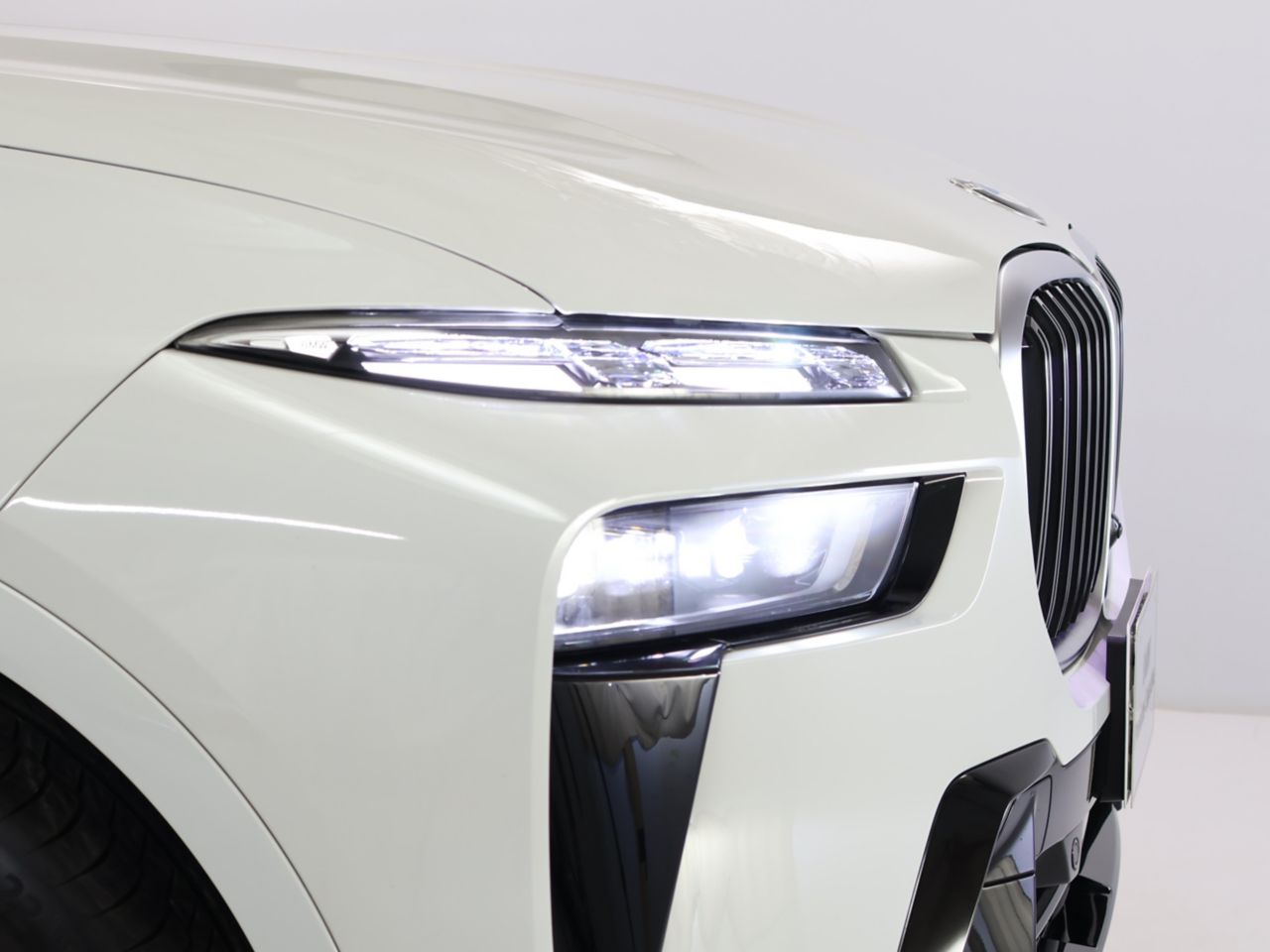 X7 xDrive40d RHD US