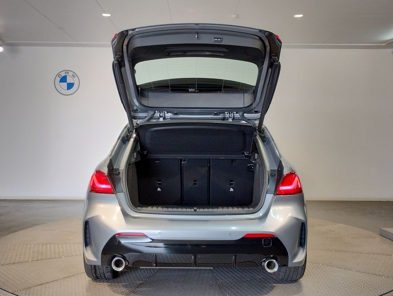 F40 118d Sports Hatch 5-door B47 2.0d