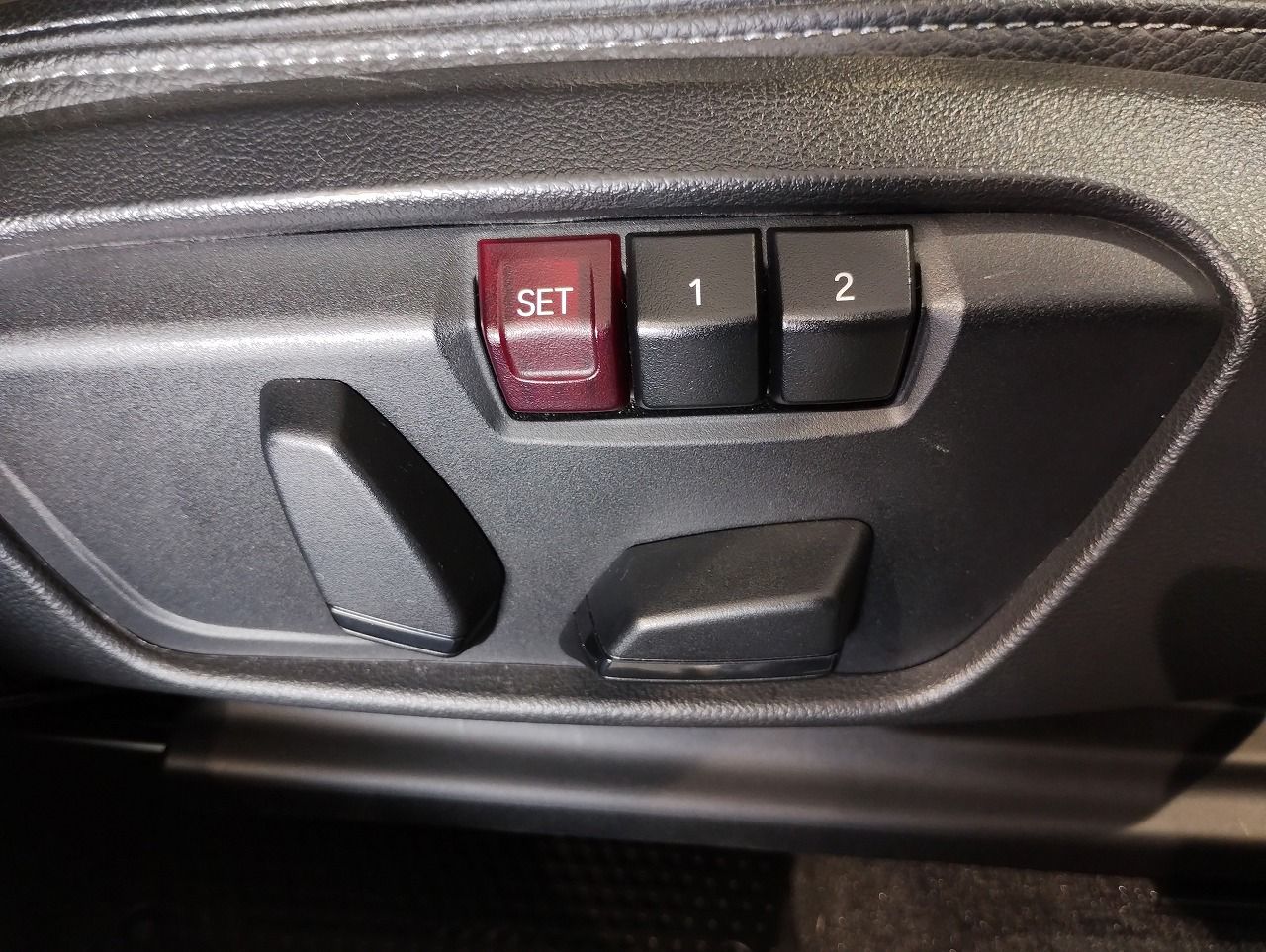 X1 sDrive18i RHD