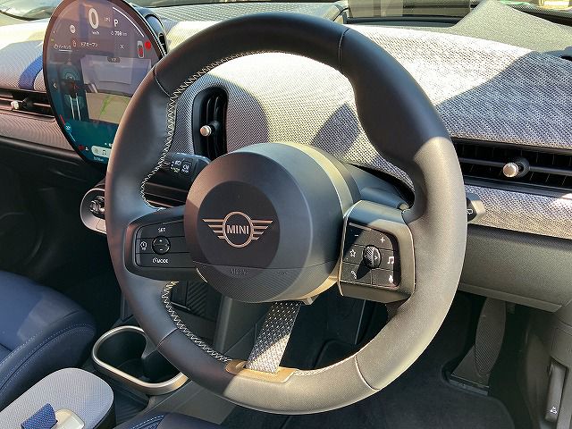 F66 MINI Cooper C 3Dr