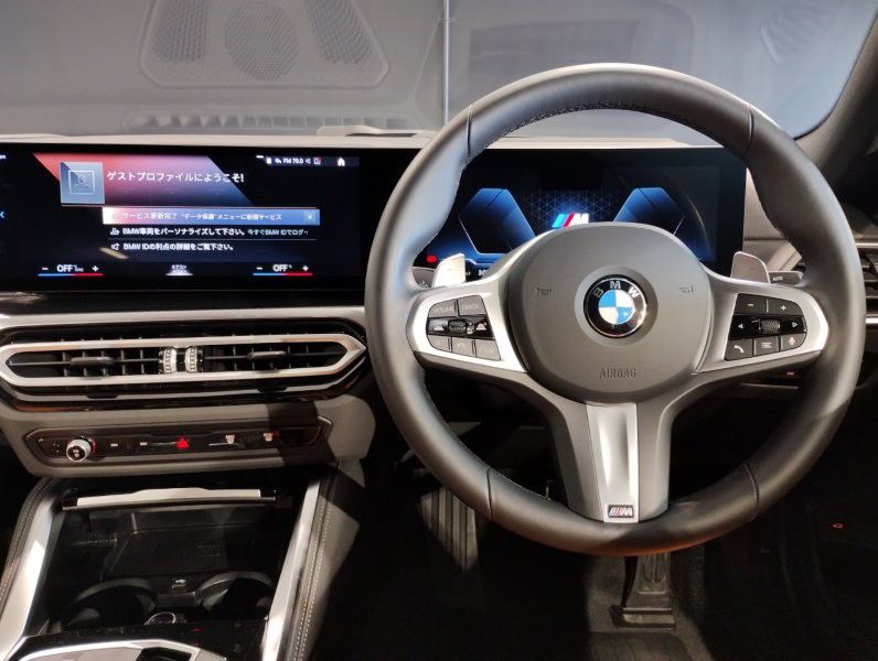 M240i xDrive Coupé RHD