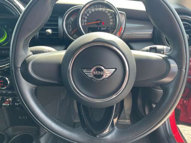 F56 COOPER D (AT)
