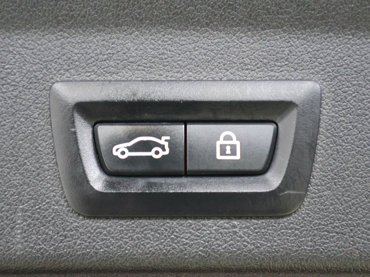 F40 118d Sports Hatch 5-door B47 2.0d