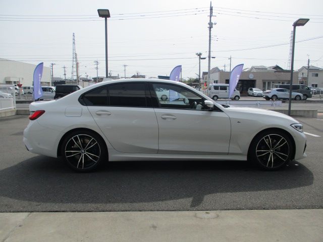 330i Berline RHD
