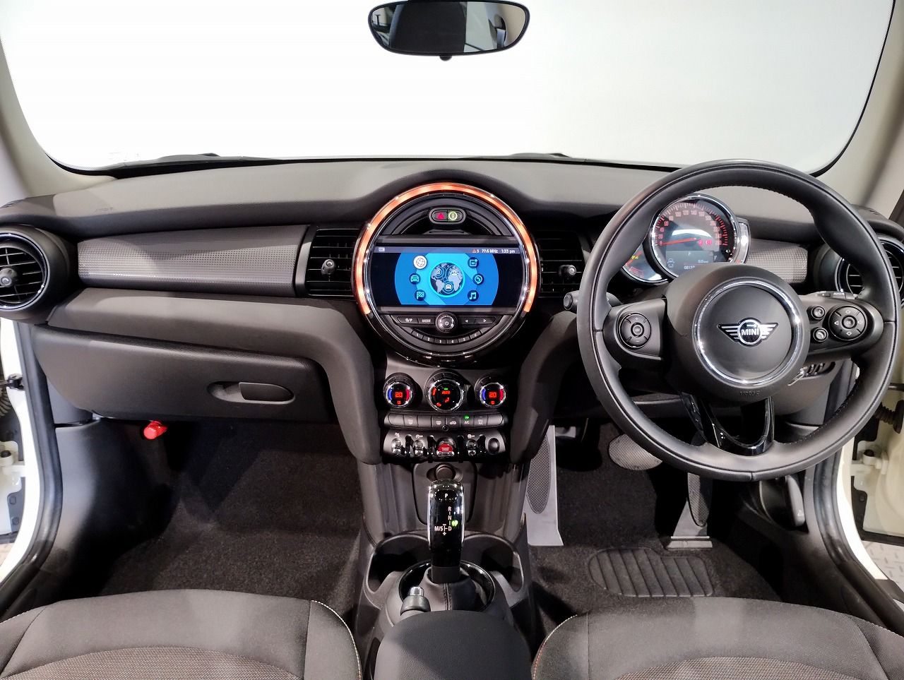 F56 MINI Cooper 3-Door Hatch LCI