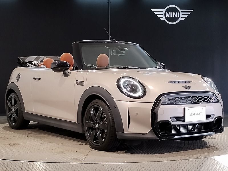 MINI Cooper S Convertible RHD