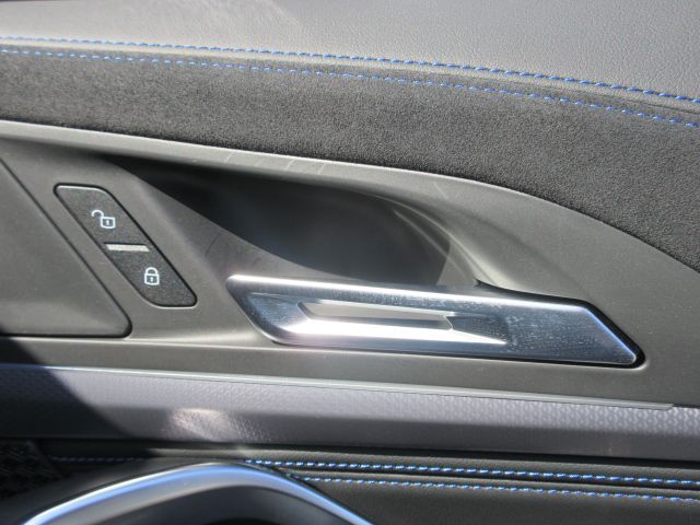 iX2 xDrive30 MSP