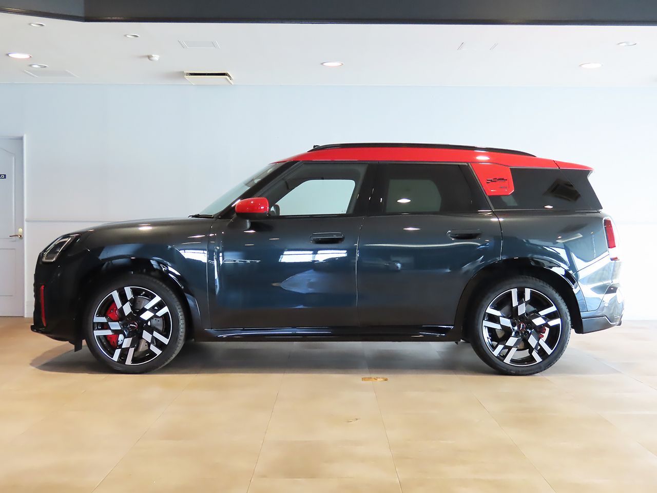 U25 MINI John Cooper Works Countryman ALL4