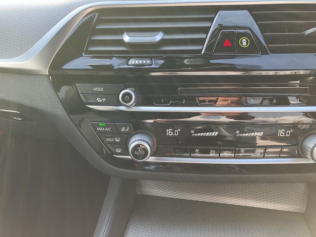 G23 420i Convertible RHD