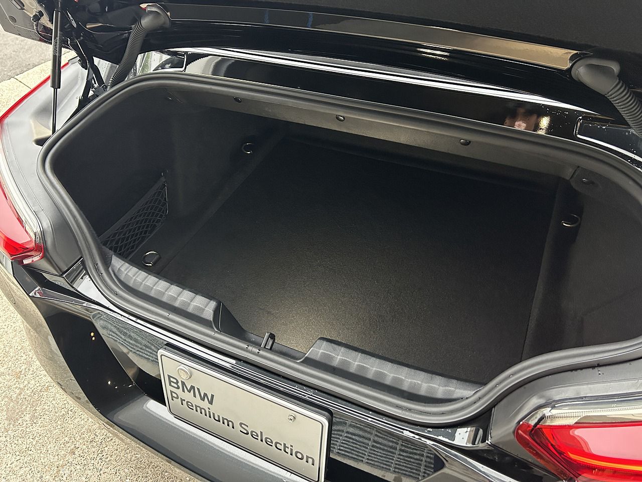 G29 z4 sDrive20i RHD