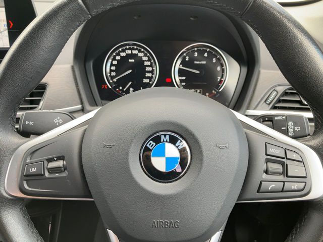 X1 sDrive18i RHD