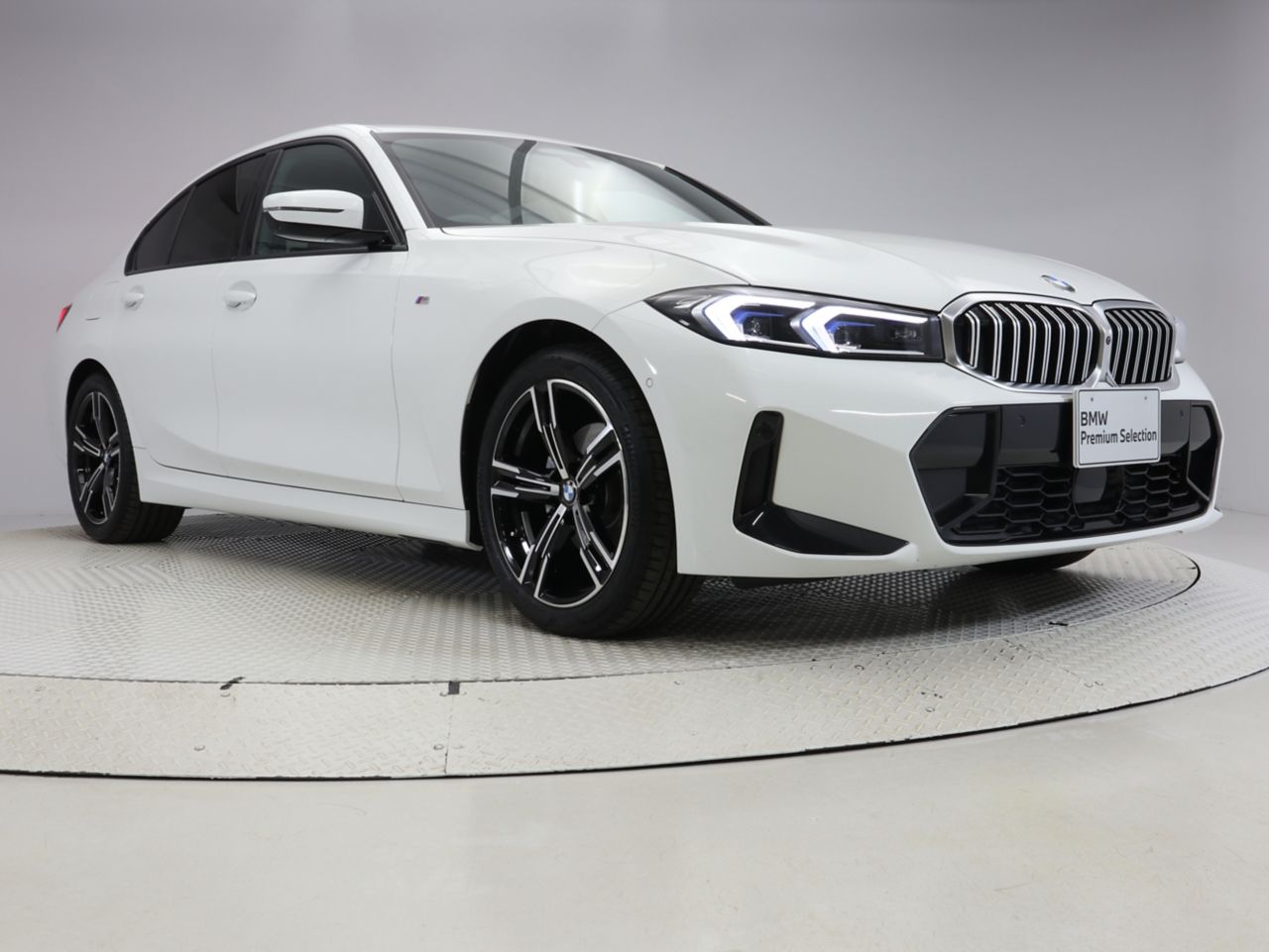 320d xDrive Berline RHD