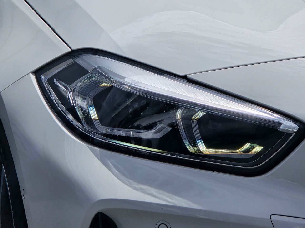 F40 118d Sports Hatch 5-door B47 2.0d