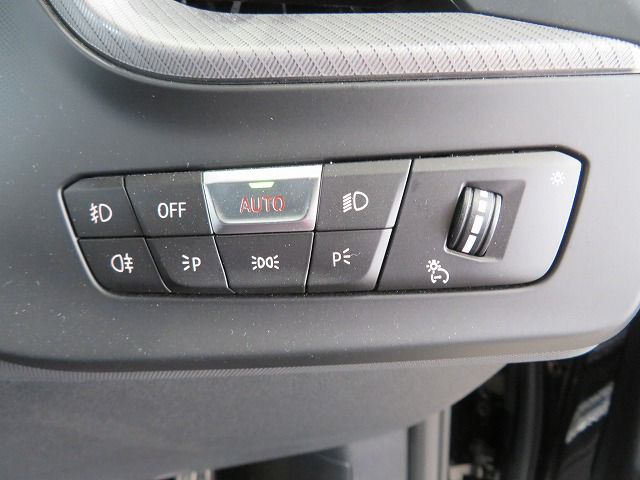 F40 118d Sports Hatch 5-door B47 2.0d