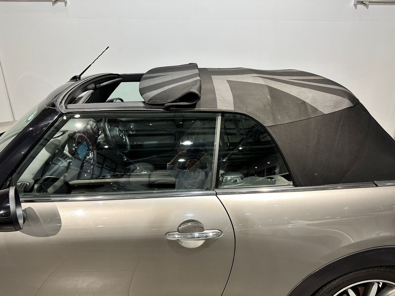 MINI CONVERTIBLE COOPER