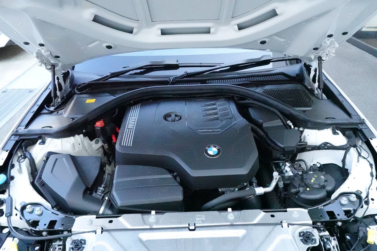 G20 320i Saloon LCI RHD MX