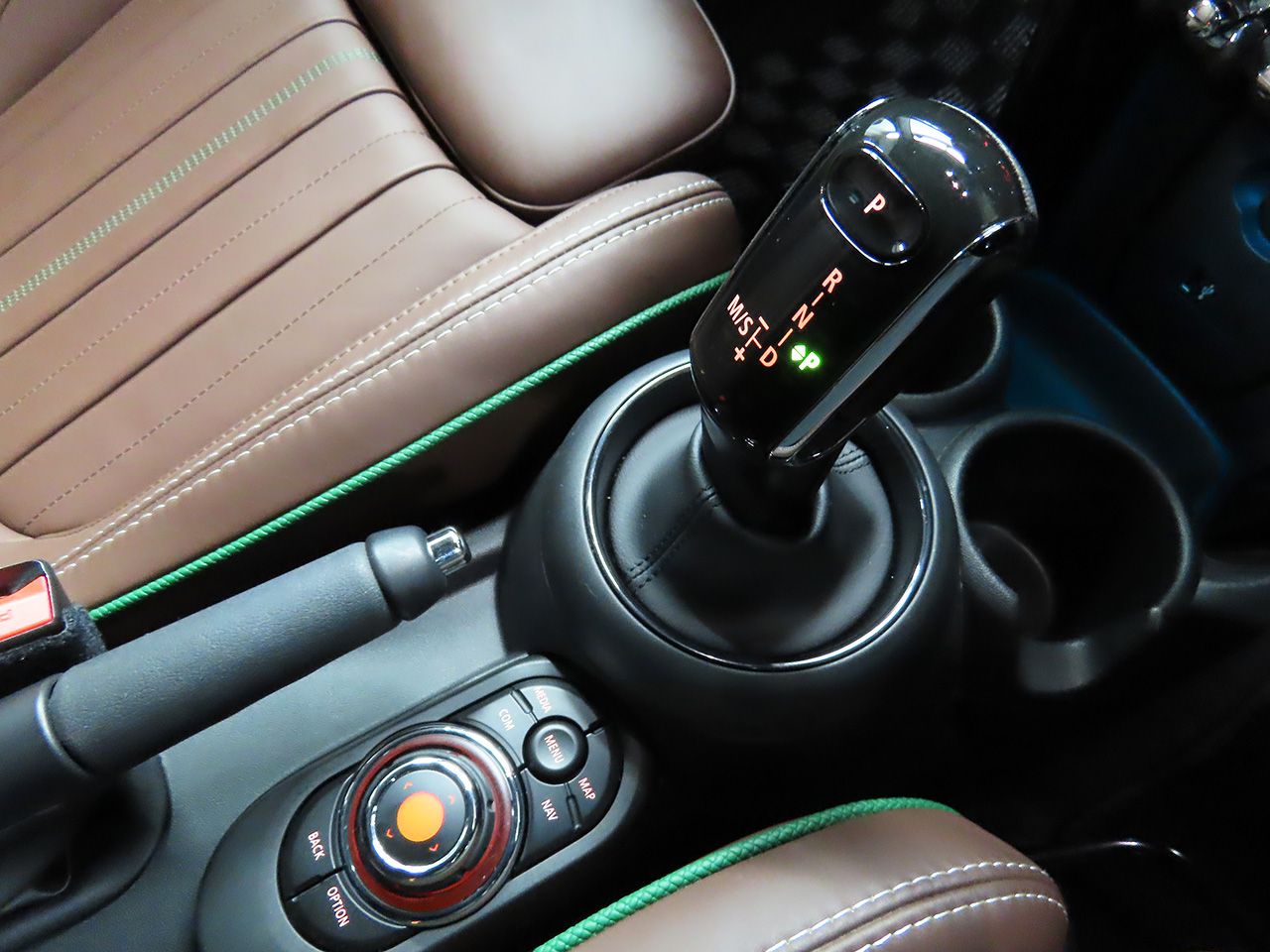 F55 MINI Cooper 5-Door Hatch LCI